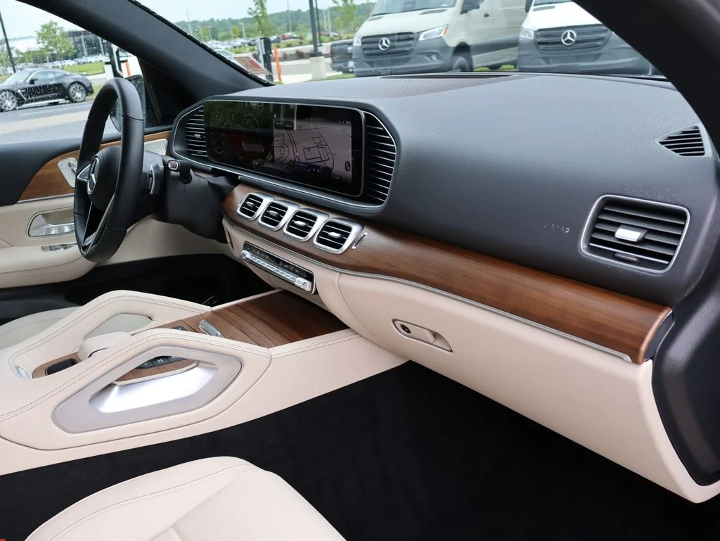 Used 2026 Silver Mercedes-Benz GLE 350 image 11
