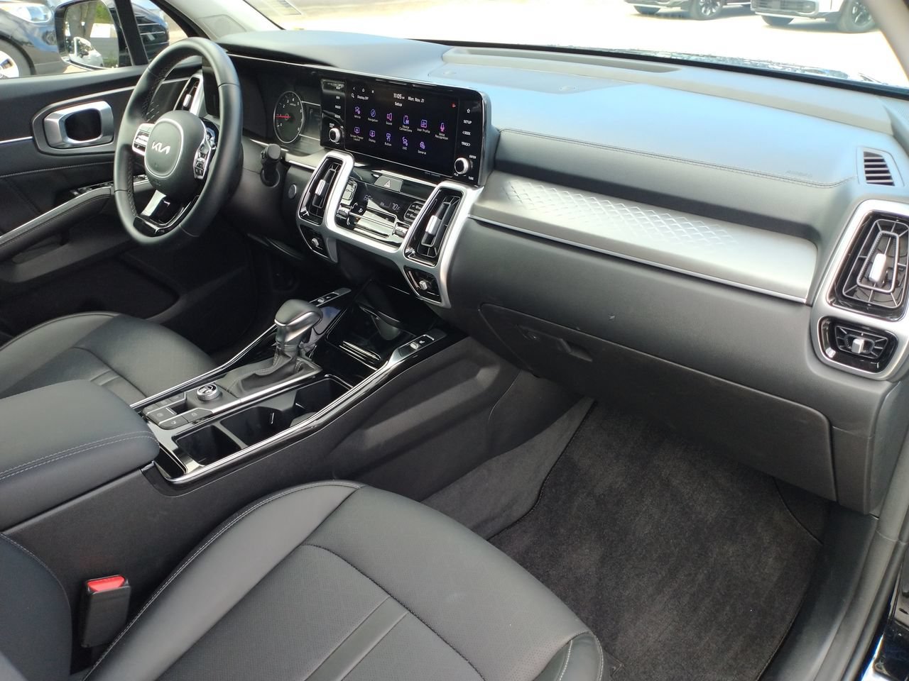 Used 2022 Ebony Black Kia SX image 8