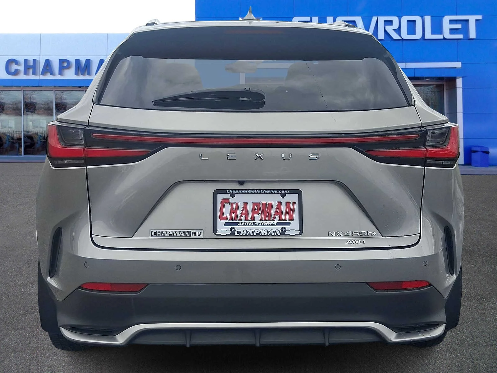 Used 2024  Lexus NX 450h+ F SPORT Handling image 5