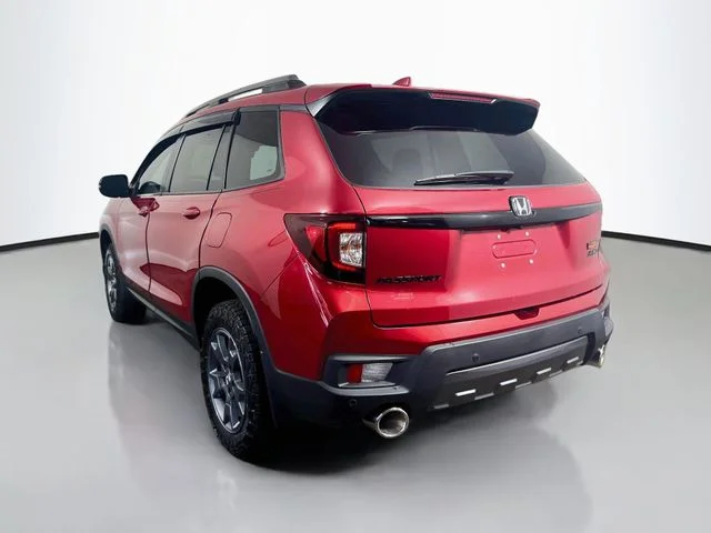 Certified Used 2025 Radiant Red Metallic II Honda AWD TRAILSPORT image 7