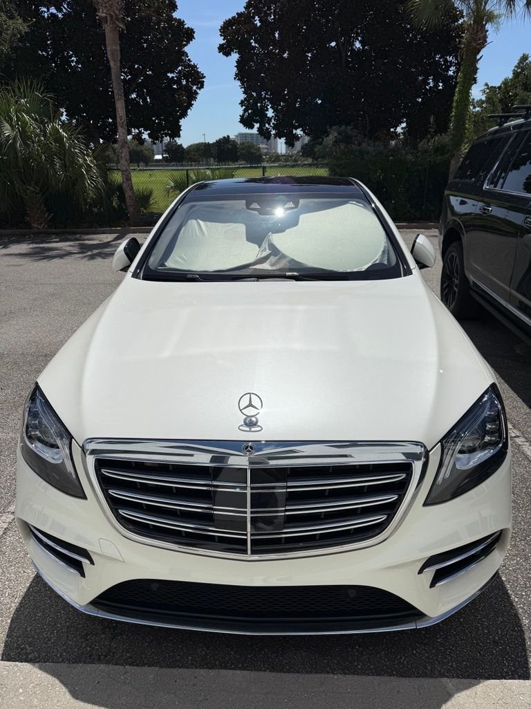 Used 2020 White Mercedes-Benz S 560 image 1