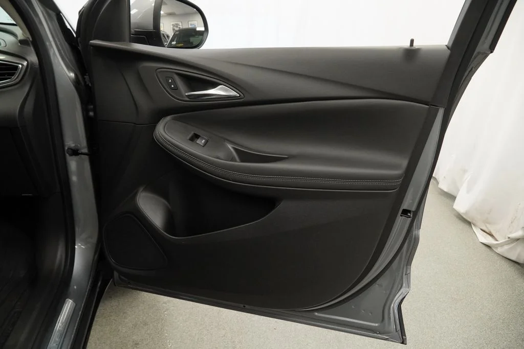 Used 2023 Gray Buick Preferred image 28