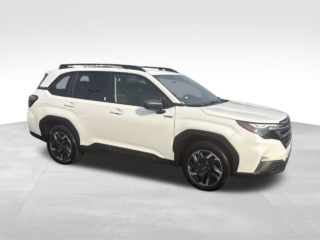 Used 2025 White Subaru Premium image 7
