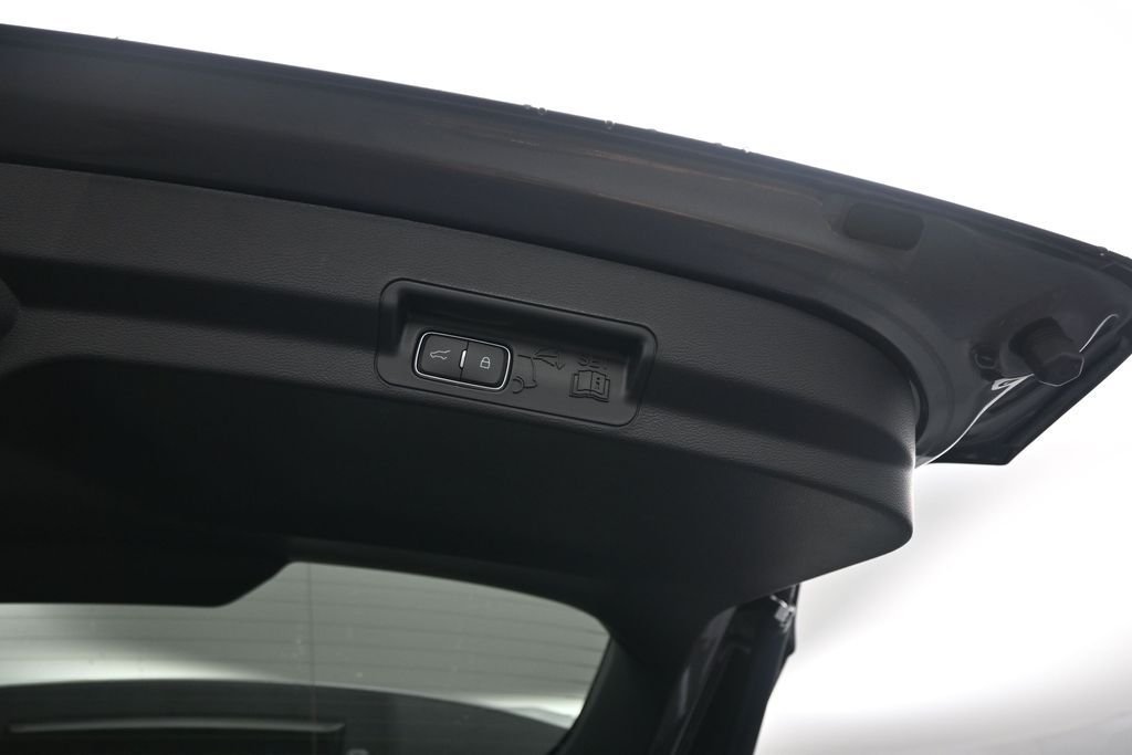 New 2026 Carbonized Gray Metallic Ford ST-Line image 24