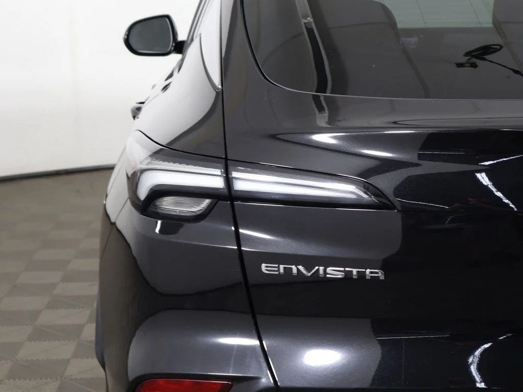 Used 2024 Black Buick Avenir image 15