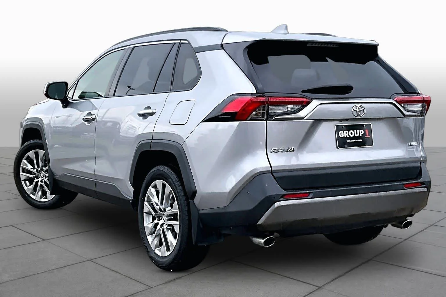 Used 2020 Silver Sky Metallic Toyota Limited image 11
