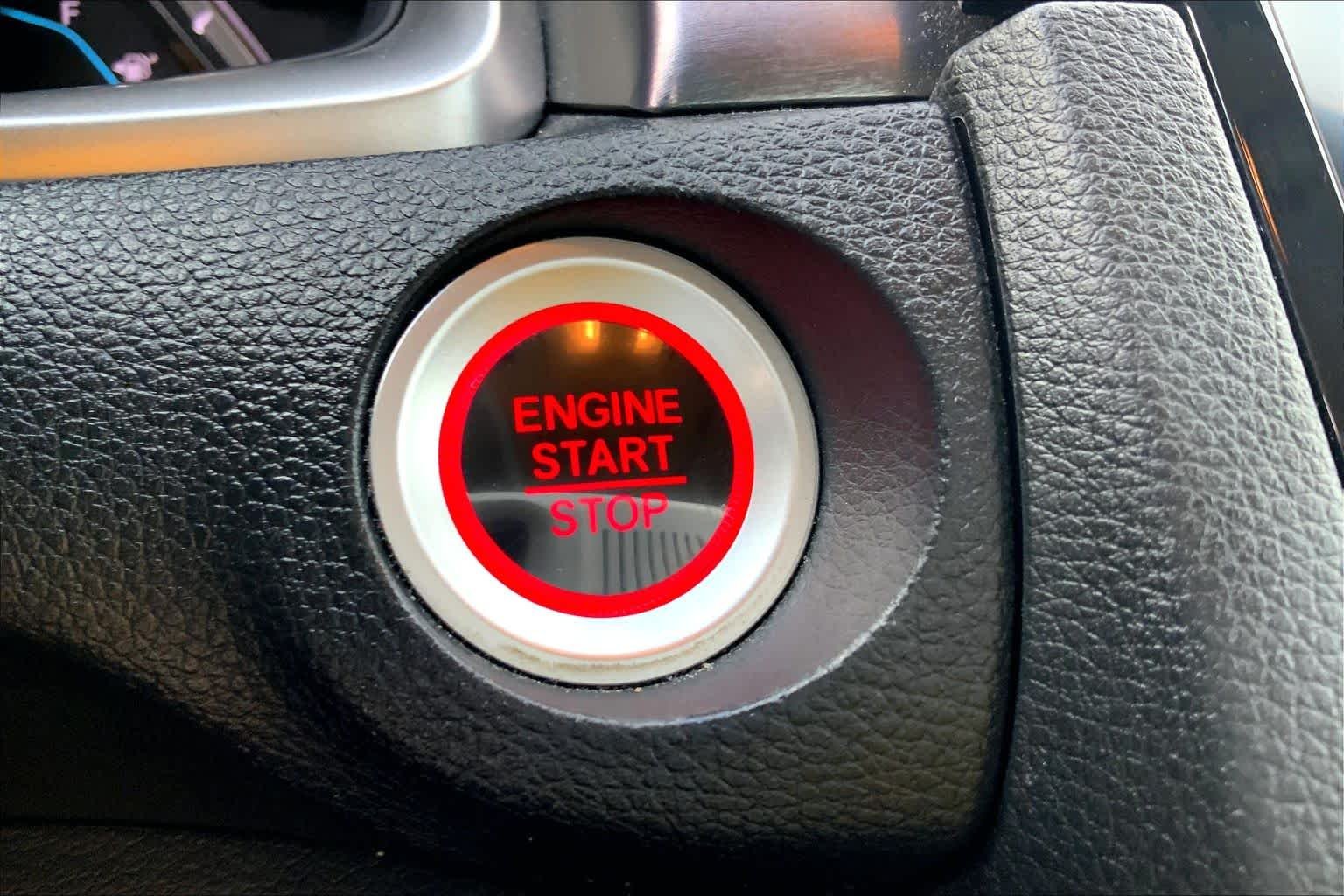 Used 2016  Honda EX-T image 31
