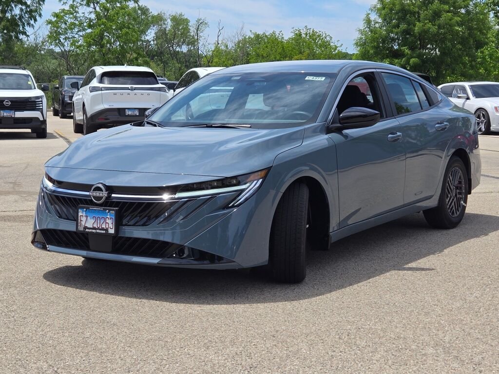 Used 2026 Gray Nissan SV image 4