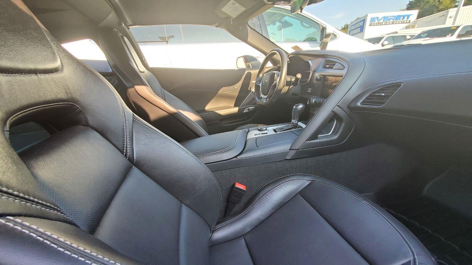 Used 2019 BLACK Chevrolet 1LT image 5