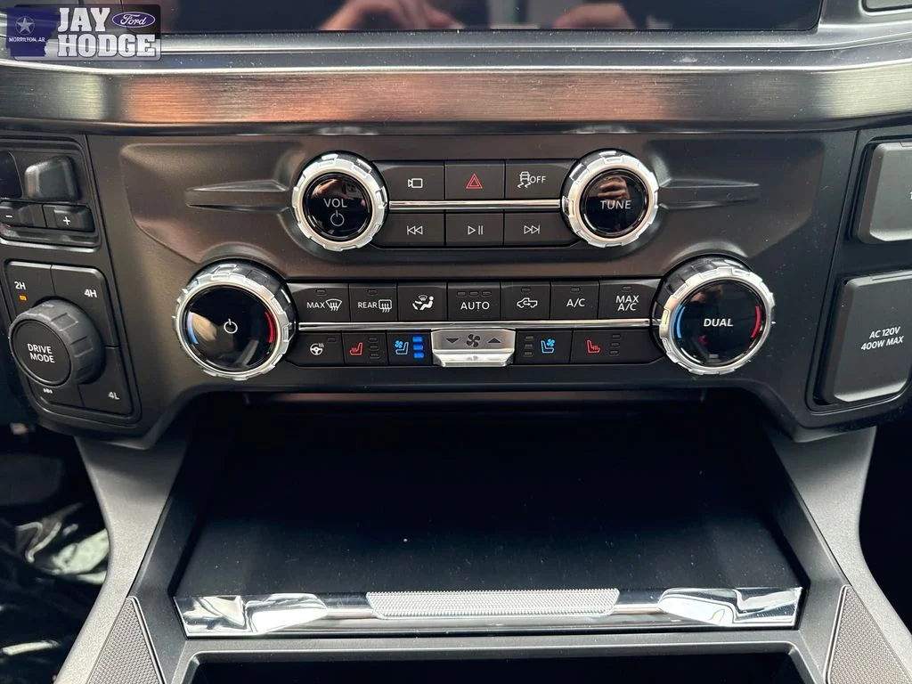 New 2026 Star White Metallic Tri-Coat Ford F-250® Lariat® image 29