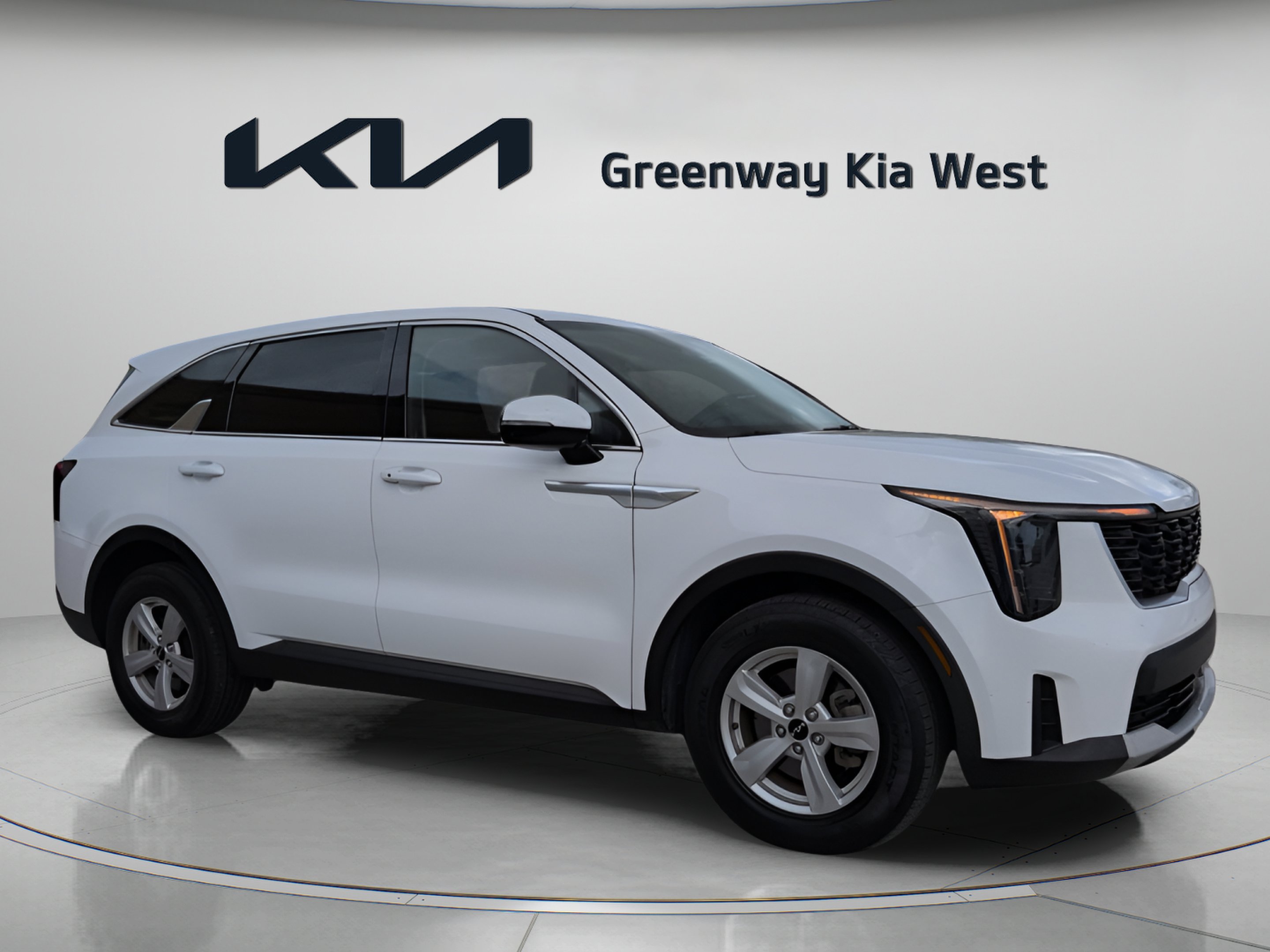 Used 2024 Glacial White Pearl Kia LX image 8