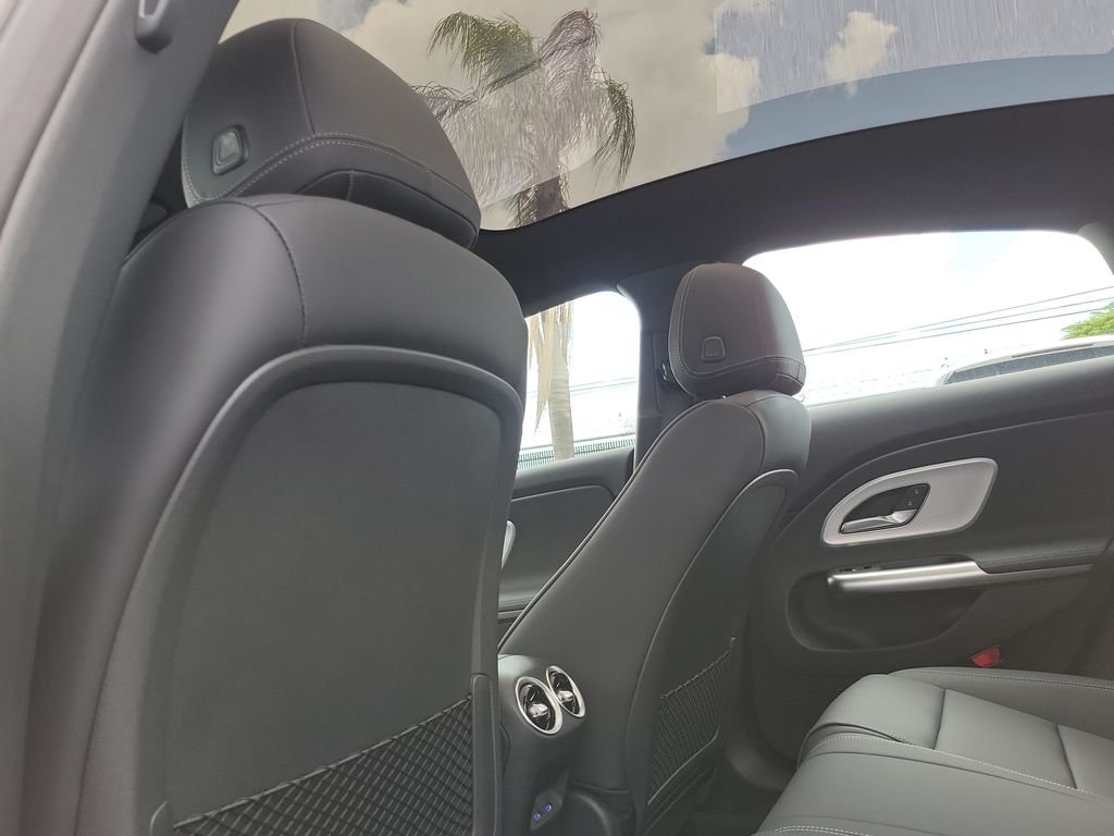 New 2027 Sky Blue Metallic Mercedes-Benz CLA 220 image 11