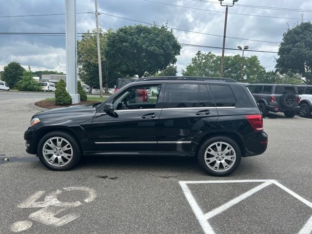 Used 2013 Black Mercedes-Benz GLK 350 image 4