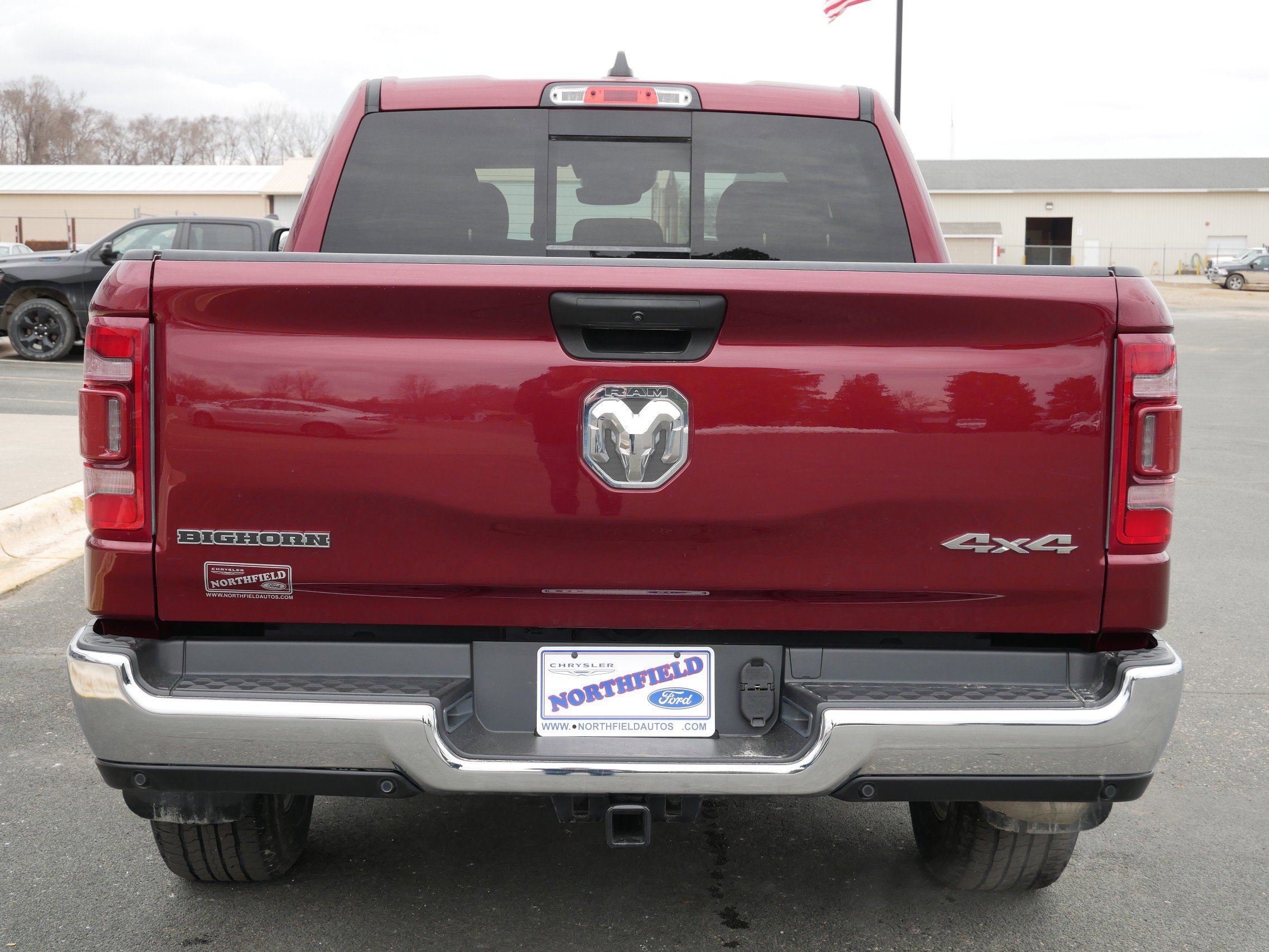 View vehicle photo 7