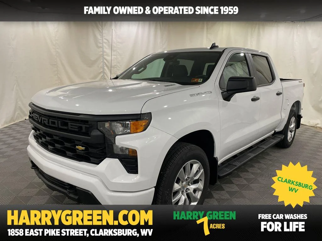New 2026 Summit White Chevrolet Custom image 1