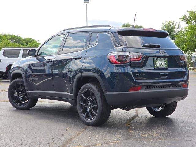 New 2026 Fathom Blue Pearl Coat Jeep Latitude image 23