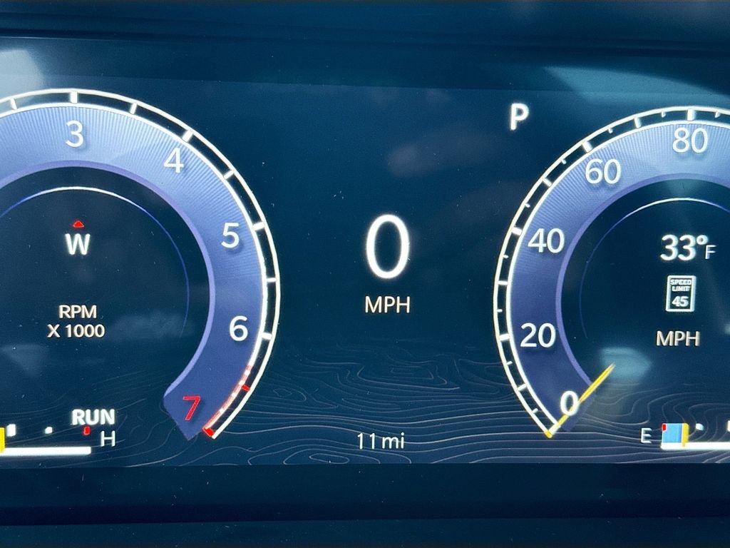 New 2026 Bright White Clear-Coat Exterior Paint Jeep Limited image 17