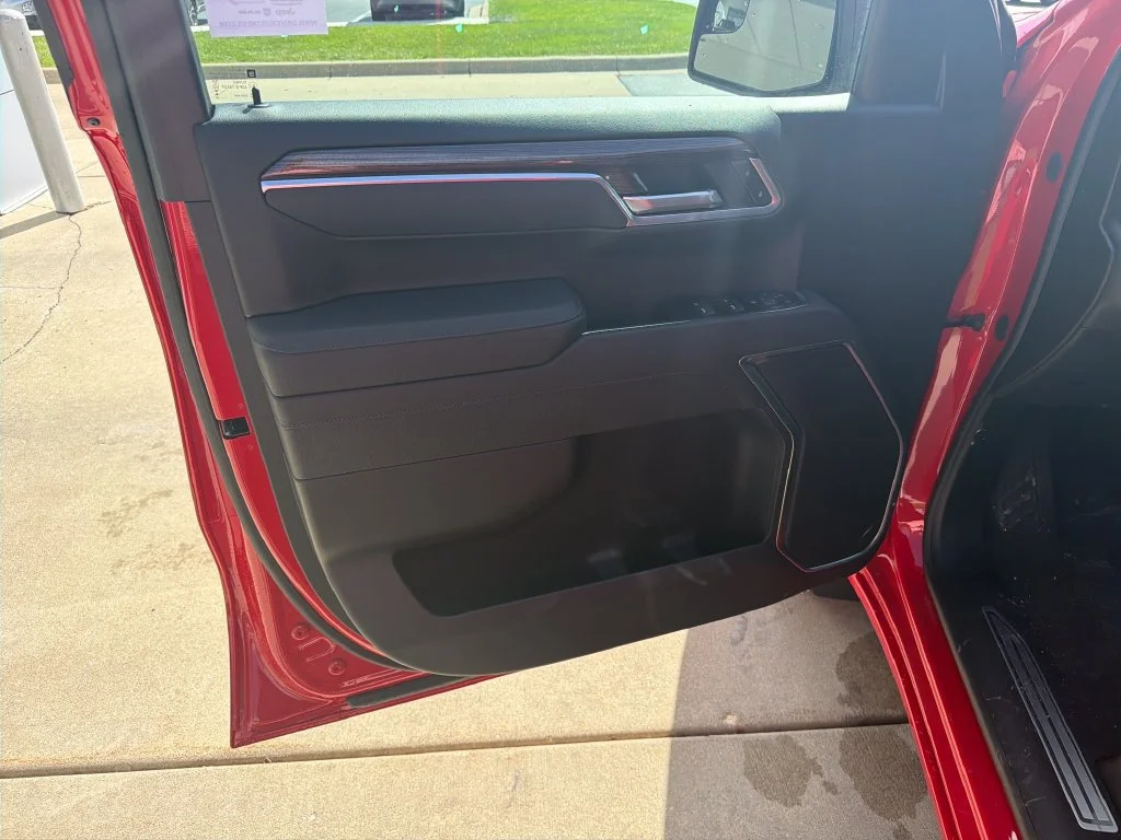2026 Chevrolet Silverado 1500 LT - Photo 24