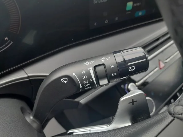 Used 2026 White Hyundai SEL image 17
