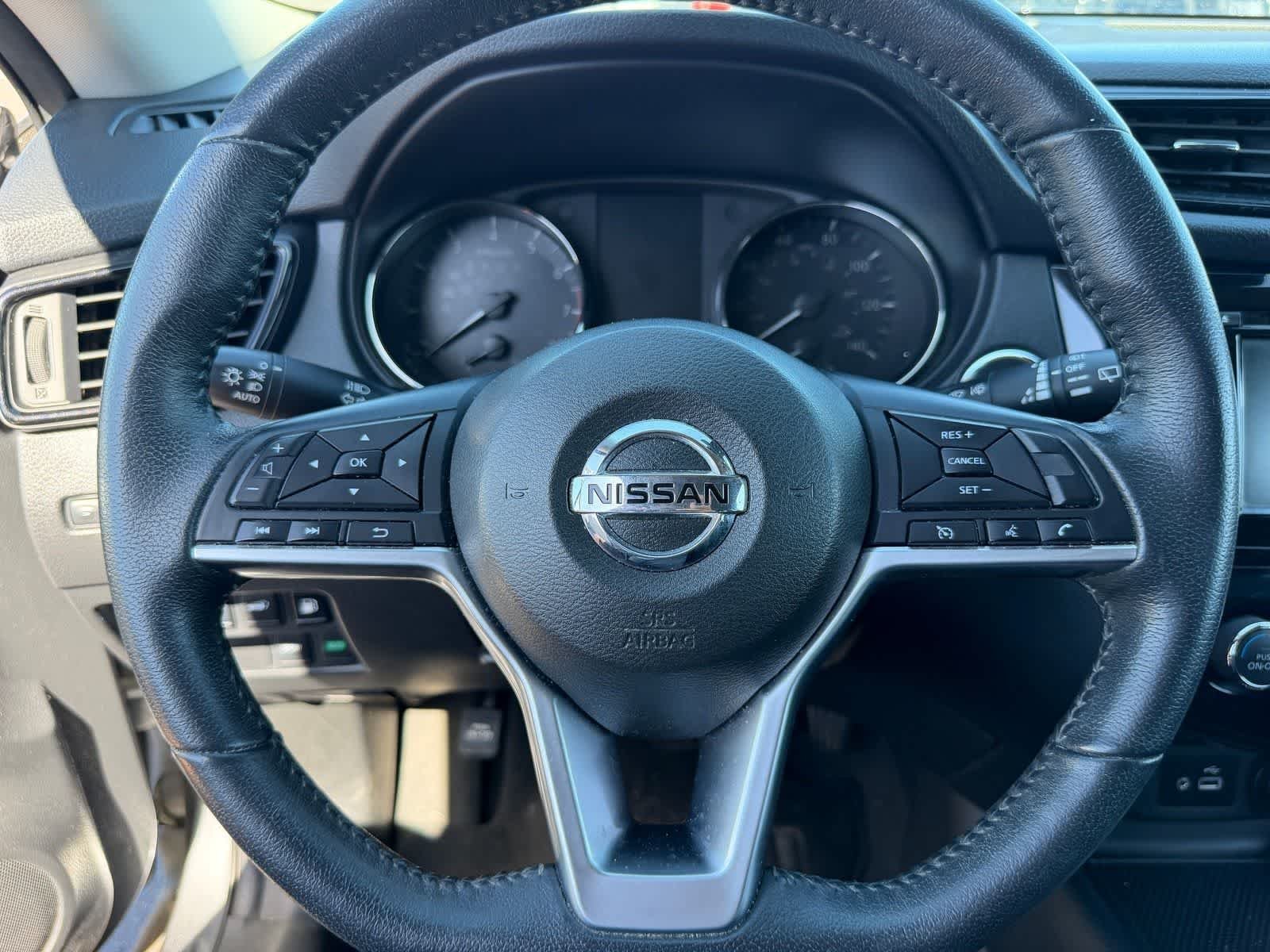 Certified Used 2020 Gun Metallic Nissan SV image 11
