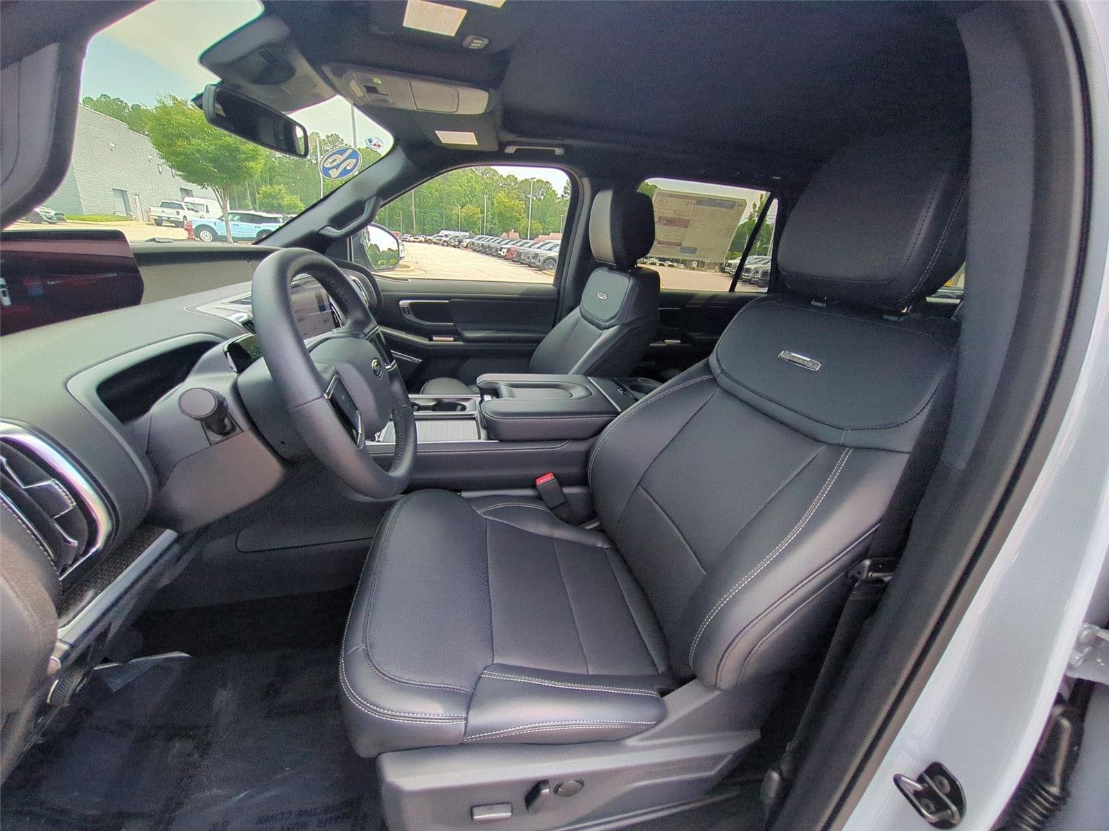 New 2026 Glacier Gray Metallic Tri-Coat Ford MAX Platinum® image 18