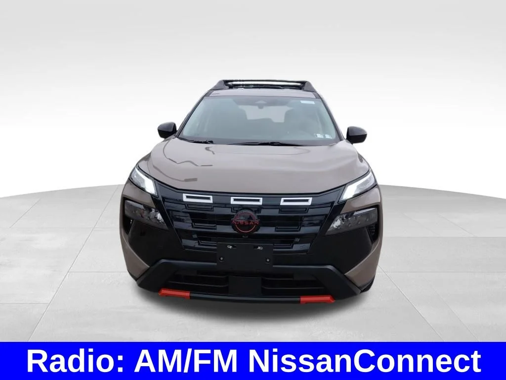 Used 2026  Nissan Rock Creek image 3