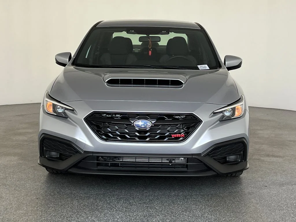 New 2026 ICE SILVER METALLIC Subaru Base image 10