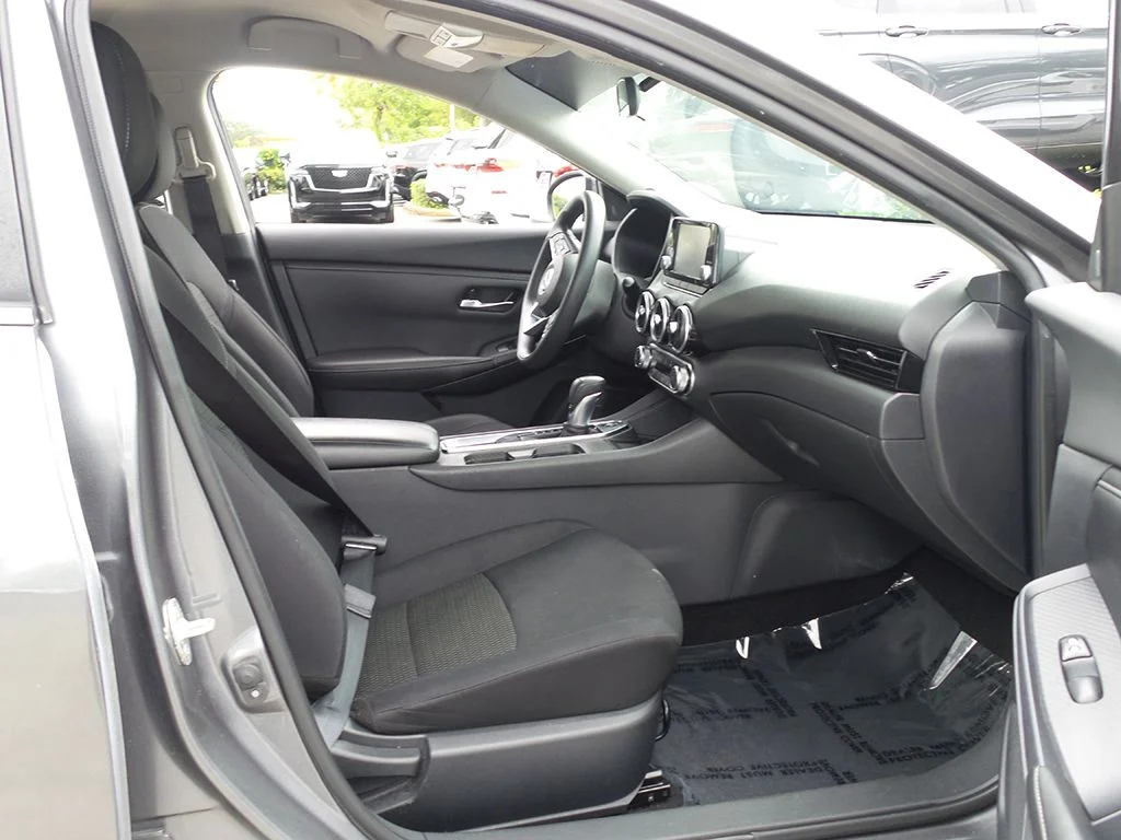 Used 2020 Gray Nissan S image 24