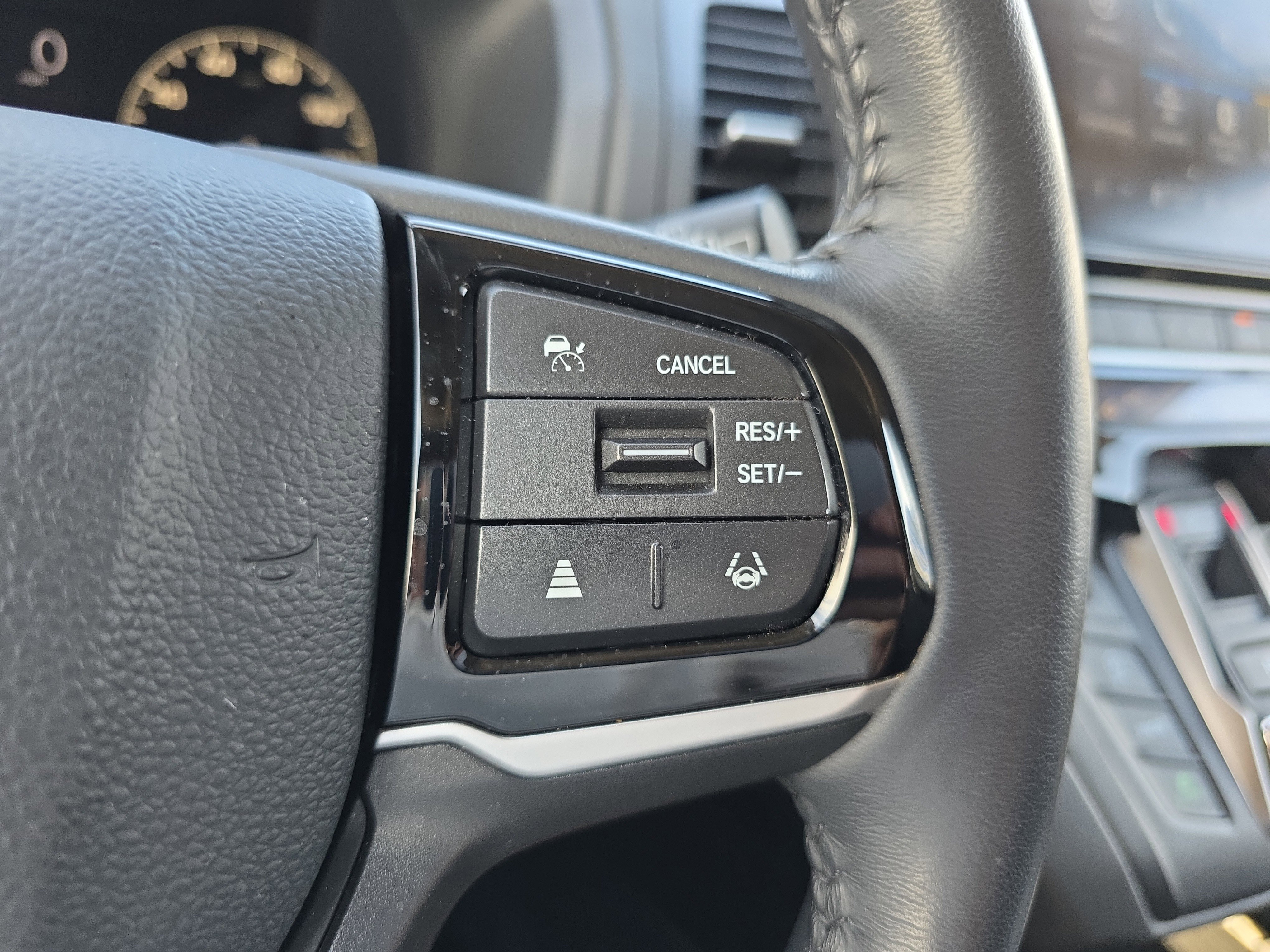 2025 Honda Odyssey EX-L - Photo 48