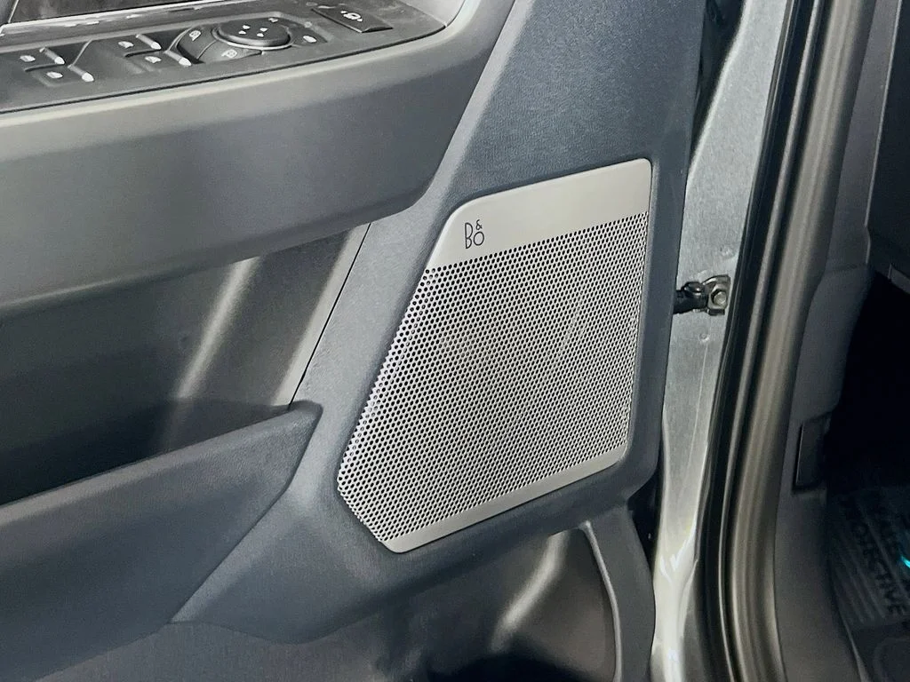 New 2026 Carbonized Gray Metallic Ford Lariat image 13