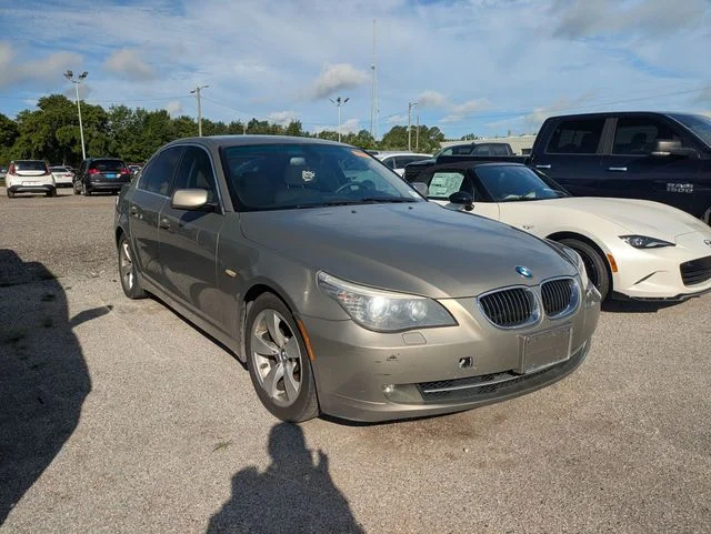 Used 2008 Silver BMW 528i image 3