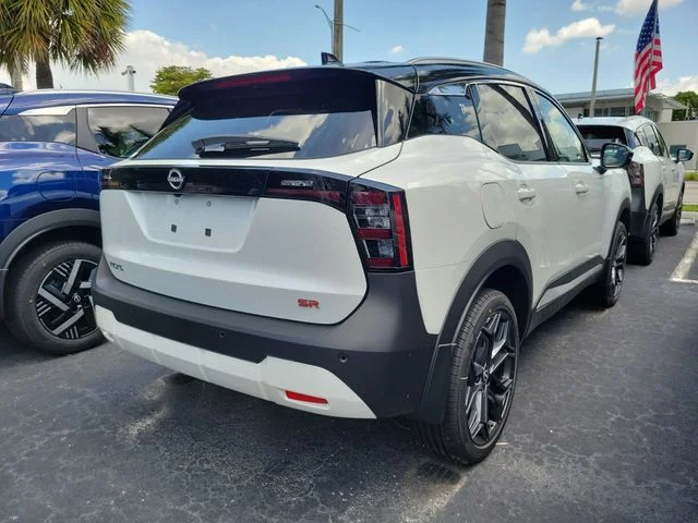 New 2026 Aspen White TriCoat / Super Black Two-tone Nissan SR image 4