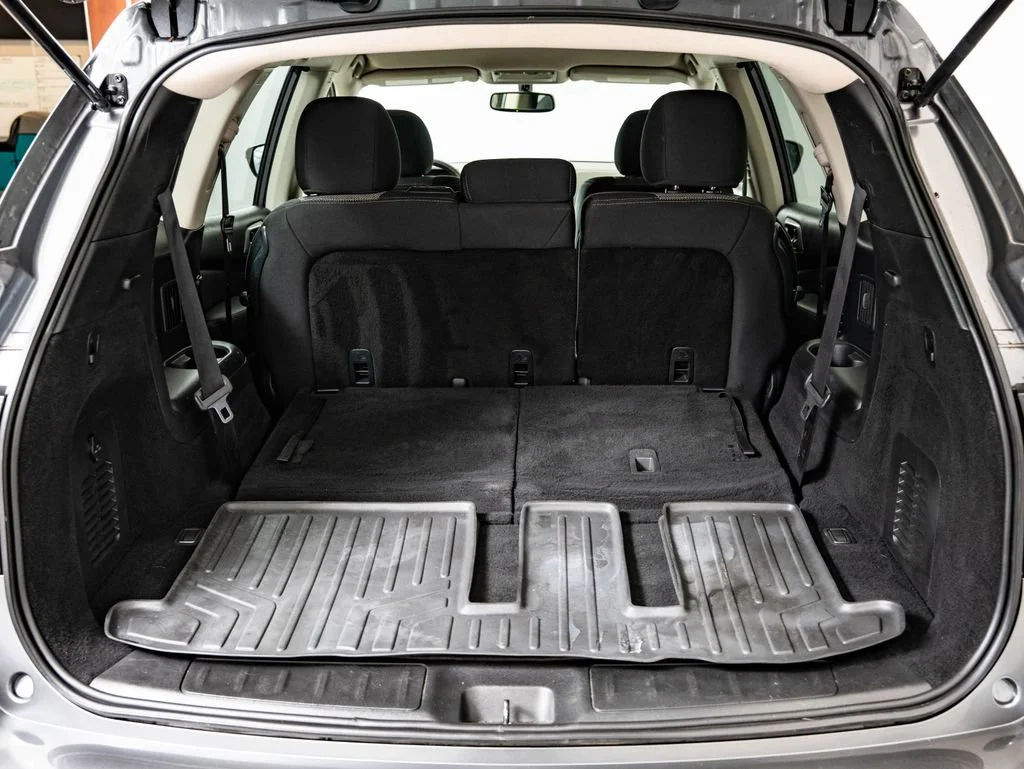 Used 2020 Gun Metallic Nissan SV image 21