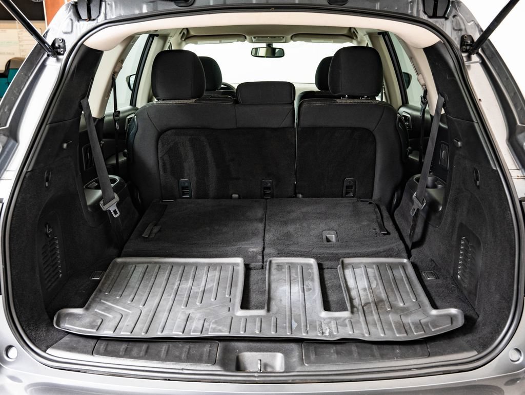 Used 2020 Gun Metallic Nissan SV image 21