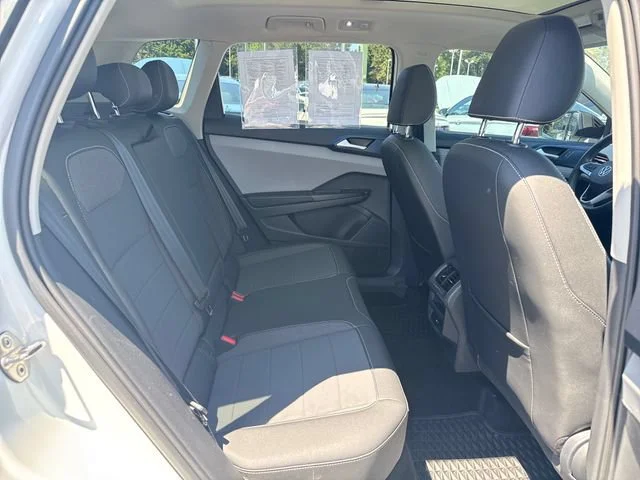 Certified Used 2024 Pure White Volkswagen SE image 10
