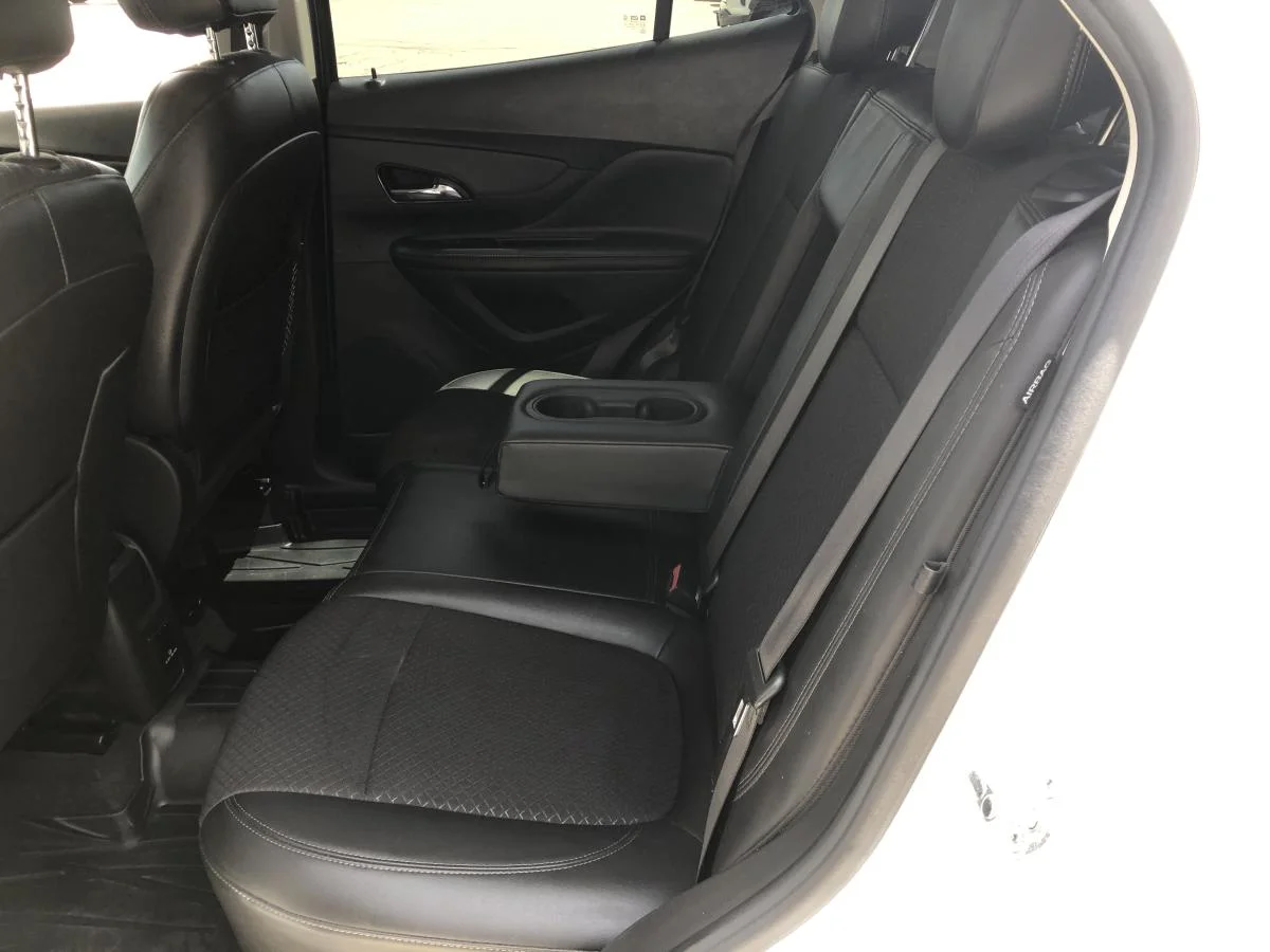 Used 2020 White Buick Awd 4dr Preferred image 16