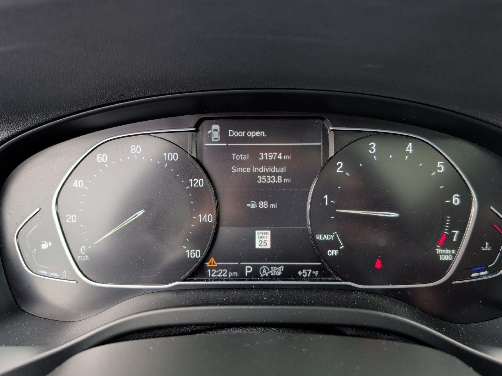 Used 2022 Black Sapphire Metallic BMW xDrive30i image 21