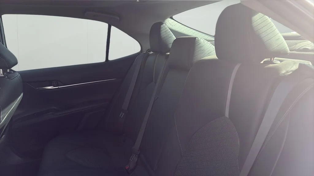 Used 2019 Silver Toyota XSE V6 image 11