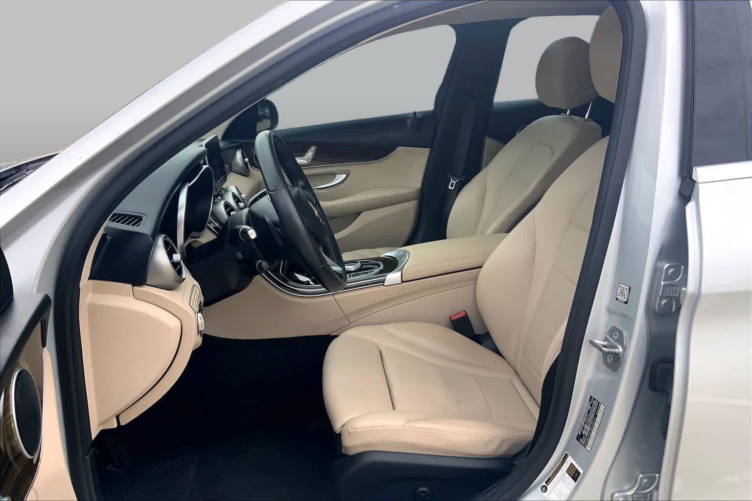 Used 2018 Iridium Silver Metallic Mercedes-Benz C 300 image 8