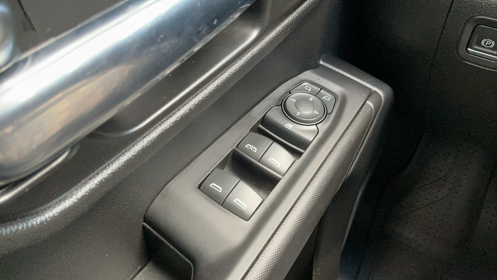 Used 2022 Blue Chevrolet Custom image 14