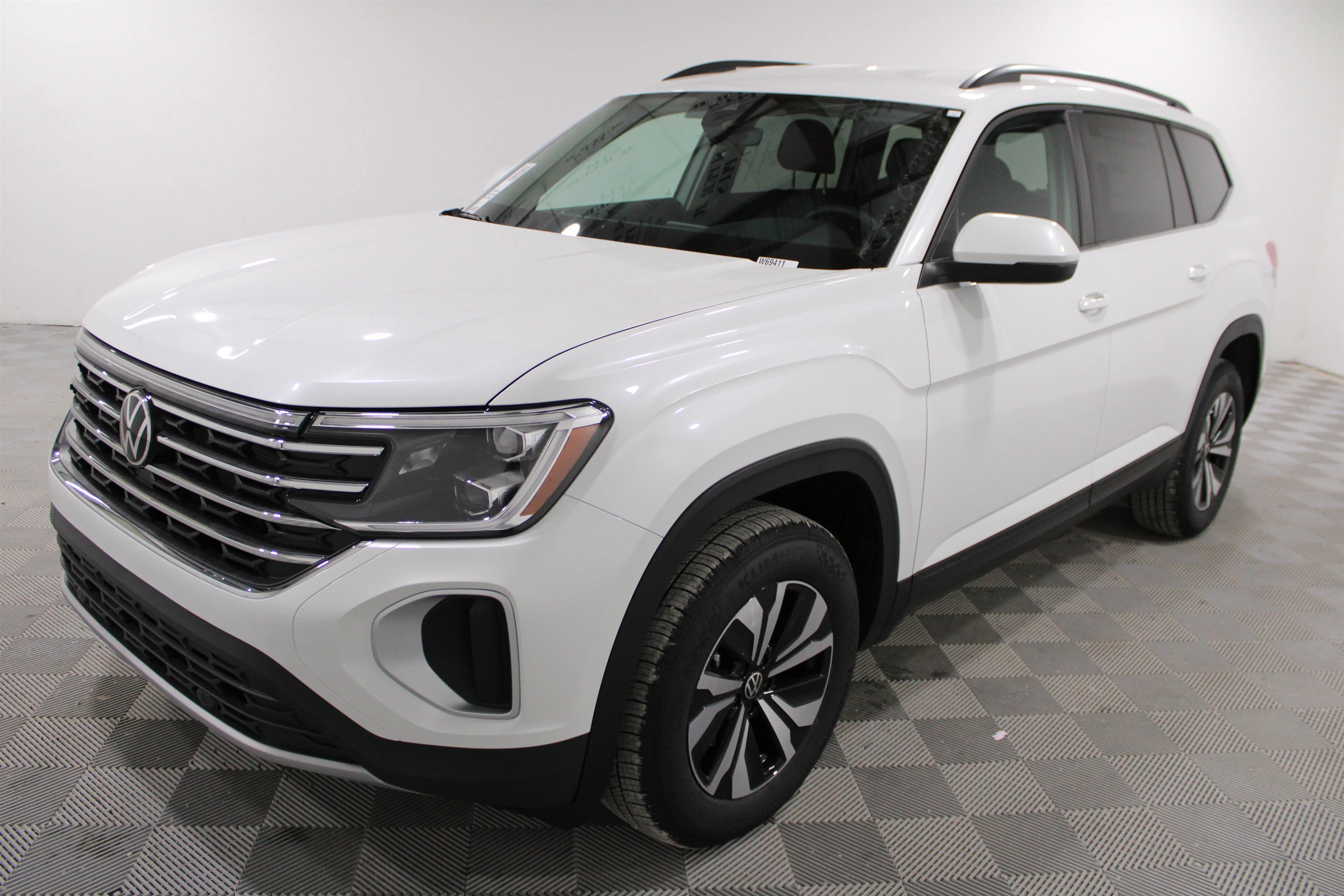 2026 Volkswagen Atlas SE - Photo 32