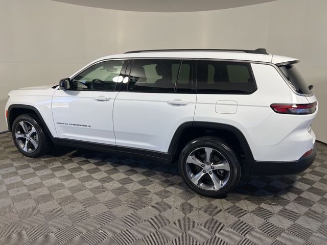 Used 2023 White Jeep Limited image 5