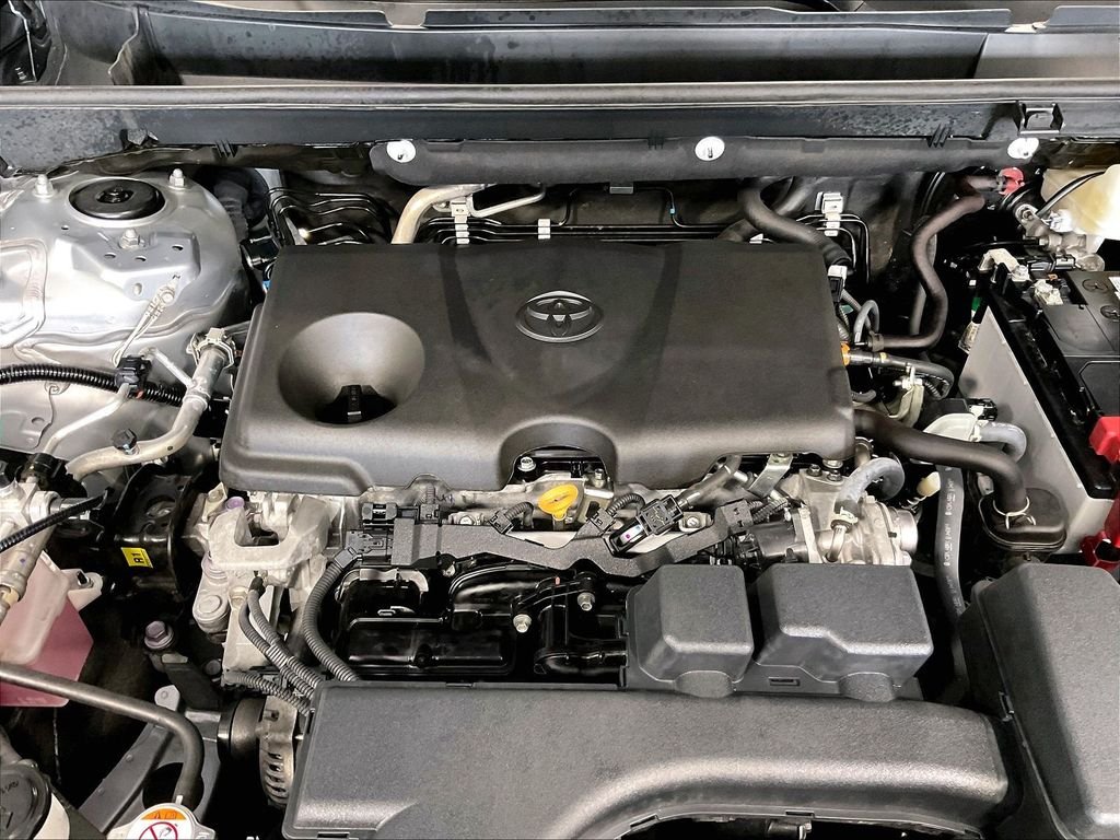 Used 2025 Silver Toyota LE image 34