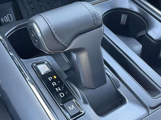 New 2026 Avalanche Ford XLT image 24