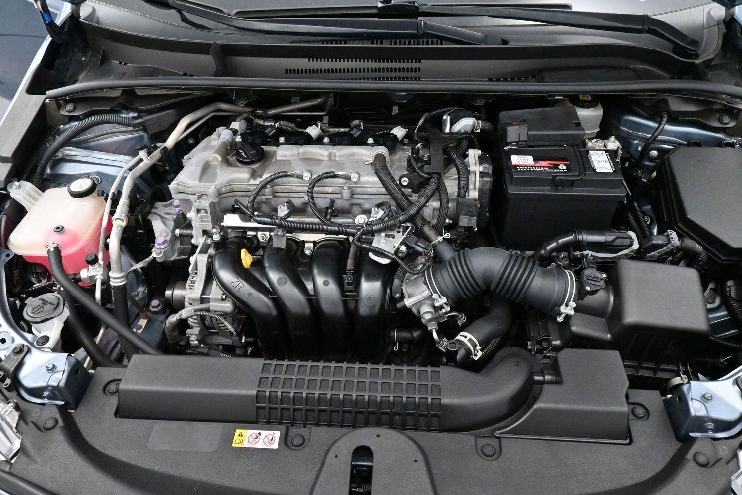 Used 2022 Celestite Gray Metallic Toyota LE image 31