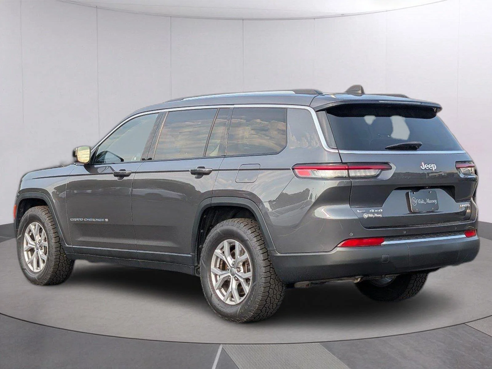 Used 2021 Baltic Gray Metallic Clearcoat Jeep Limited image 3