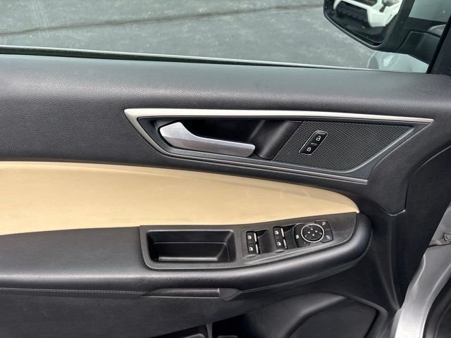 Used 2024 Silver Ford SEL image 14