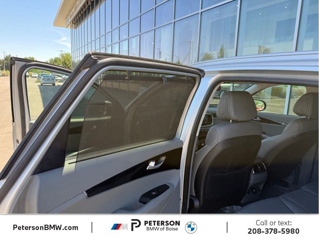 Used 2016 Silver Kia EX image 19