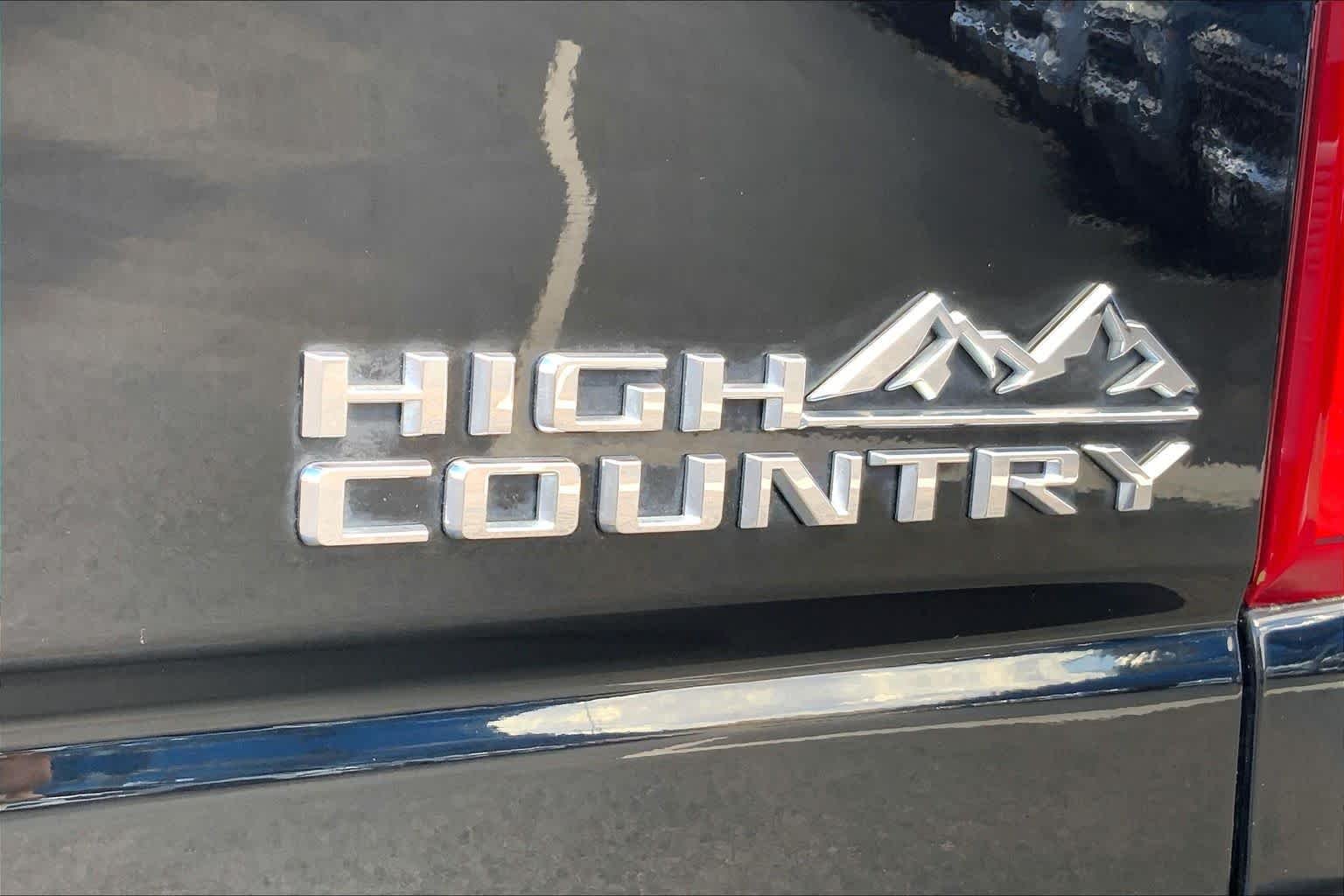 Used 2024 Black Chevrolet High Country image 31