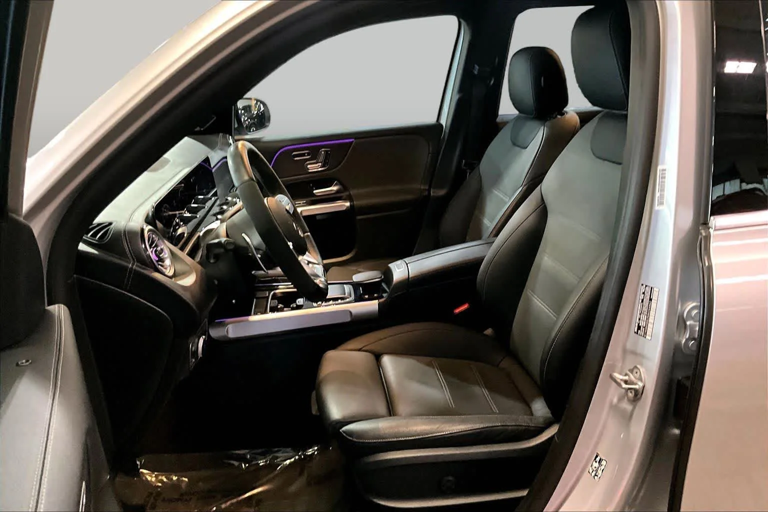 Certified Used 2022 Iridium Silver Metallic Mercedes-Benz AMG® GLB 35 image 9